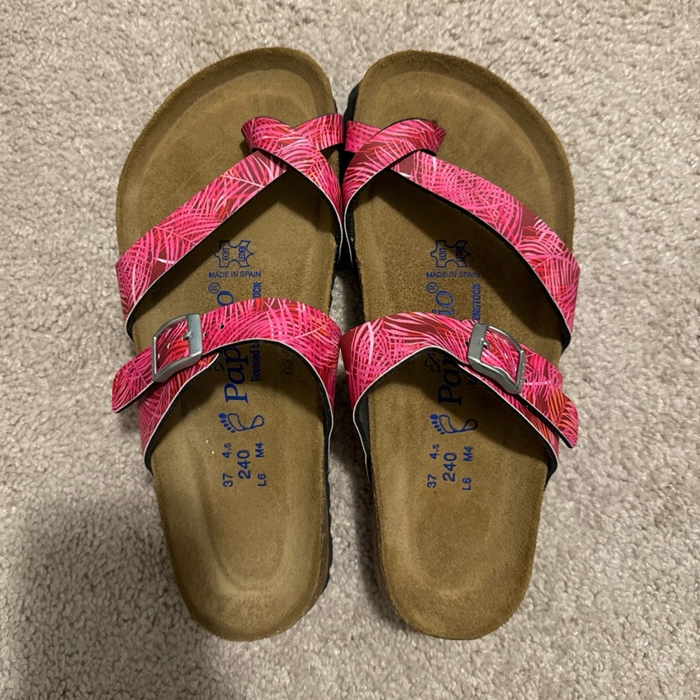 Birkenstock Papillio Mayari Sandal Size 37 Pink Tropical Leaf Toe Loop